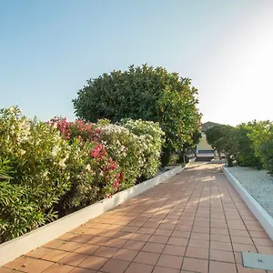 royal-playa-suite-and-apartament.sicilyhotelsitaly.net/